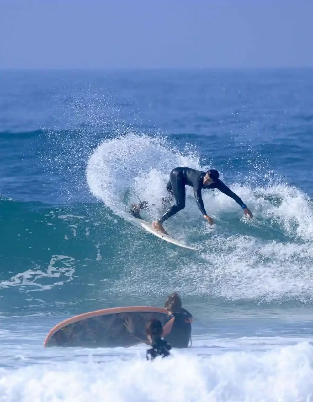 natural surf house morocco intermediate advanced wave roller